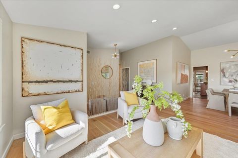 Tiny photo for 917 Laguna Circle, FOSTER CITY, CA 94404 (MLS # ML82025565)