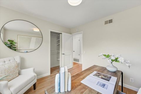 Tiny photo for 917 Laguna Circle, FOSTER CITY, CA 94404 (MLS # ML82025565)