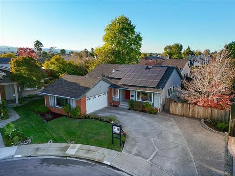 Tiny photo for 917 Laguna Circle, FOSTER CITY, CA 94404 (MLS # ML82025565)