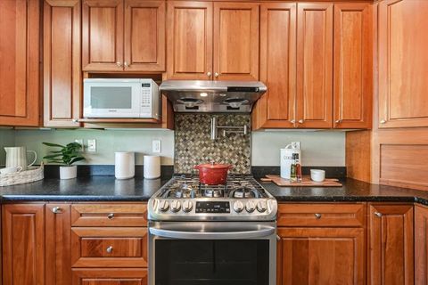 Tiny photo for 917 Laguna Circle, FOSTER CITY, CA 94404 (MLS # ML82025565)