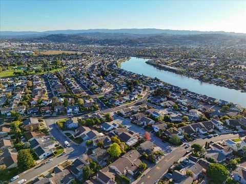 Tiny photo for 917 Laguna Circle, FOSTER CITY, CA 94404 (MLS # ML82025565)