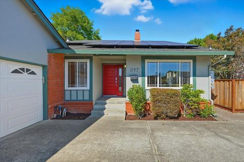 Tiny photo for 917 Laguna Circle, FOSTER CITY, CA 94404 (MLS # ML82025565)
