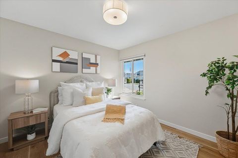 Tiny photo for 917 Laguna Circle, FOSTER CITY, CA 94404 (MLS # ML82025565)