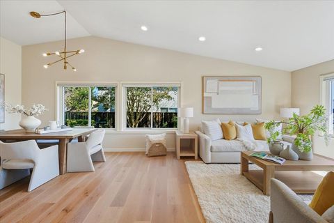 Tiny photo for 917 Laguna Circle, FOSTER CITY, CA 94404 (MLS # ML82025565)