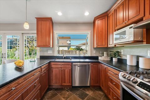 Tiny photo for 917 Laguna Circle, FOSTER CITY, CA 94404 (MLS # ML82025565)