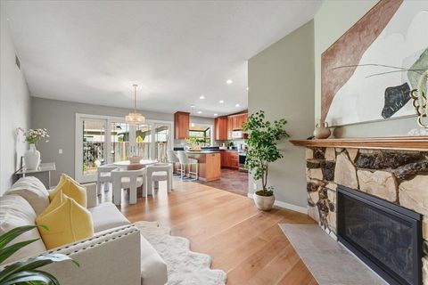 Tiny photo for 917 Laguna Circle, FOSTER CITY, CA 94404 (MLS # ML82025565)