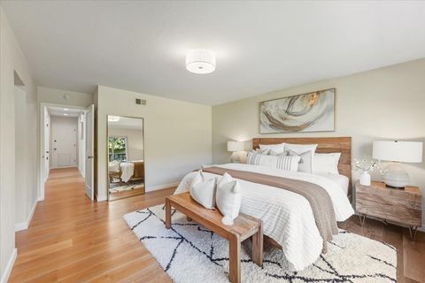 Tiny photo for 917 Laguna Circle, FOSTER CITY, CA 94404 (MLS # ML82025565)