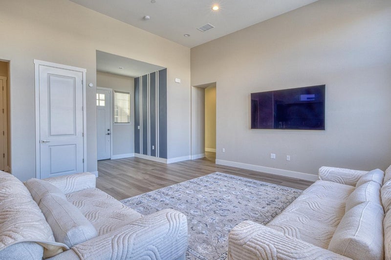3036 Arroyo Drive