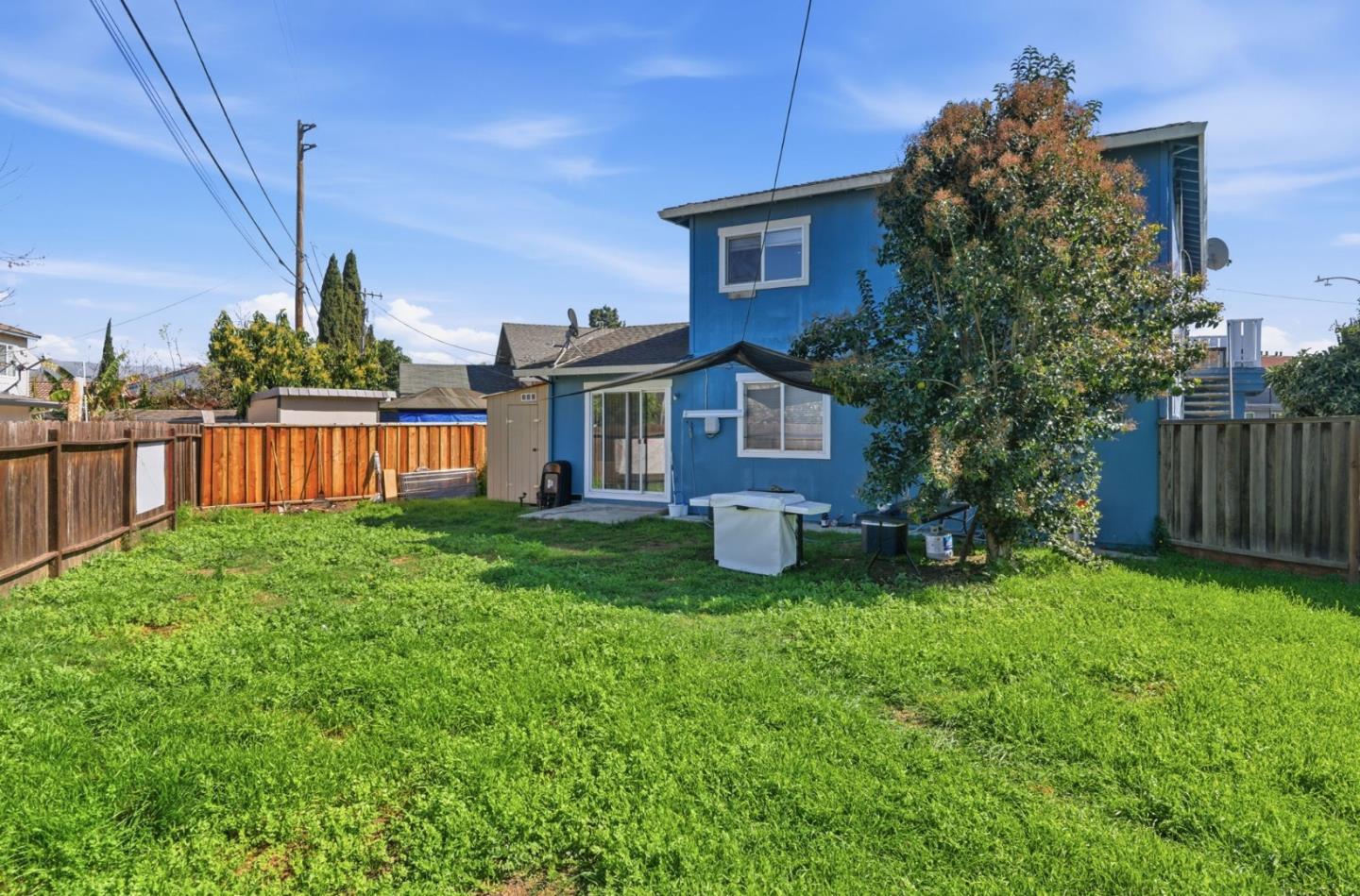 1303 - 05 Danube Way