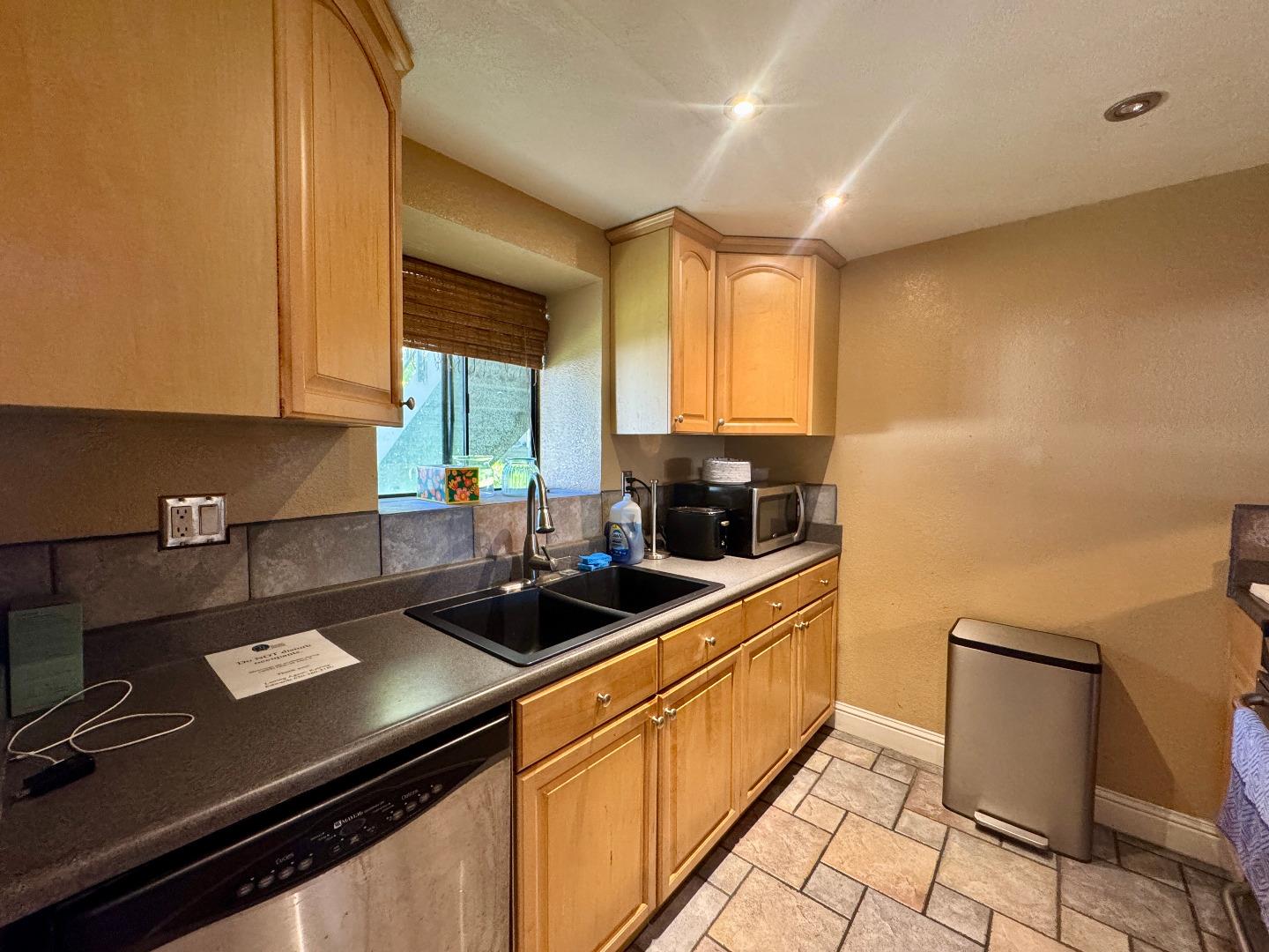 3016 Shadow Springs Place
