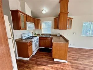 MLS: ML82043533