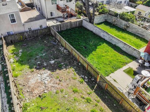 Tiny photo for 163 Peabody Street, SAN FRANCISCO, CA 94134 (MLS # ML82040747)