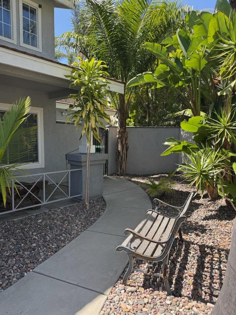 3208 Silver Ridge Court