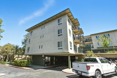 Tiny photo for 932 Peninsula Avenue #406, SAN MATEO, CA 94401 (MLS # ML82042742)