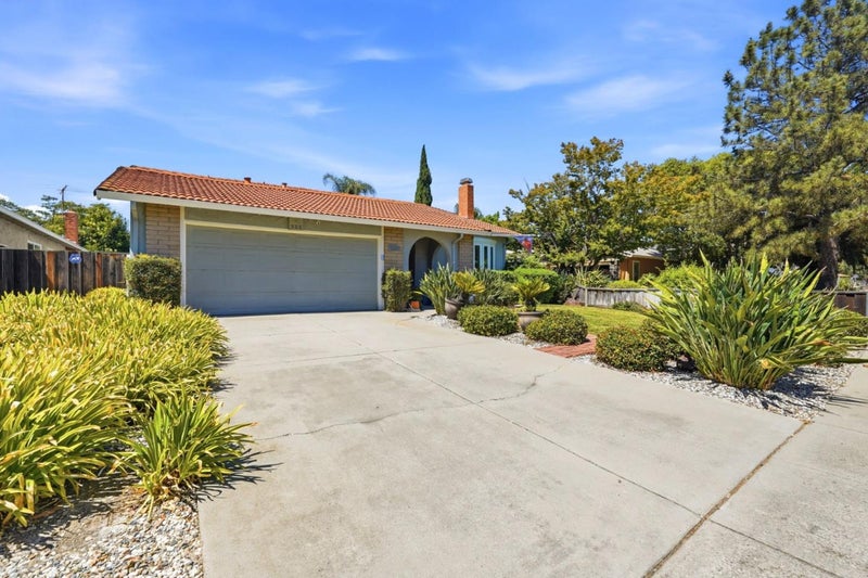 2867 Hostetter Road
