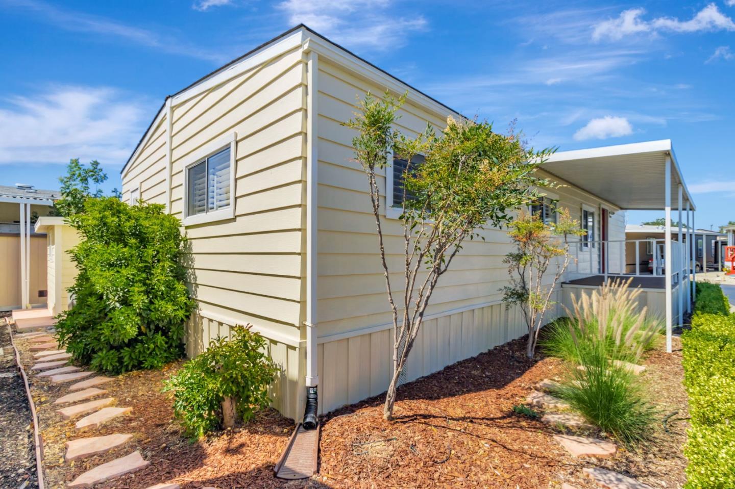 3231 Vineyard