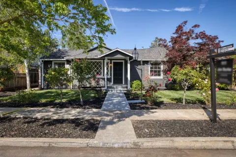 15591 Loma Vista Avenue, Los Gatos, CA 95032 - MLS#: ML82006376