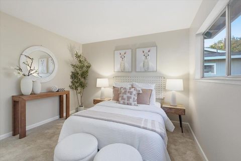 Tiny photo for 1542 Canna Court, MOUNTAIN VIEW, CA 94043 (MLS # ML82029254)