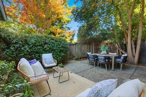 Tiny photo for 1542 Canna Court, MOUNTAIN VIEW, CA 94043 (MLS # ML82029254)