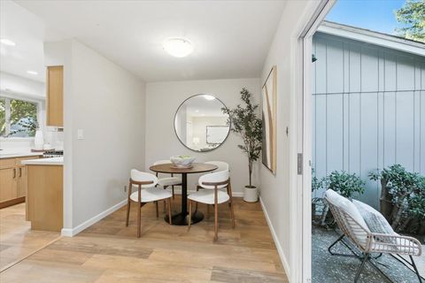 Tiny photo for 1542 Canna Court, MOUNTAIN VIEW, CA 94043 (MLS # ML82029254)