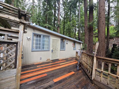 Photo of 696 Kings Highway, Boulder Creek, CA 95006 (MLS # ML82041056)