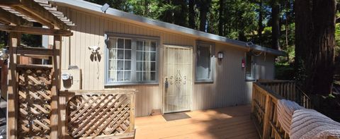 Photo of 696 Kings Highway, Boulder Creek, CA 95006 (MLS # ML82041056)