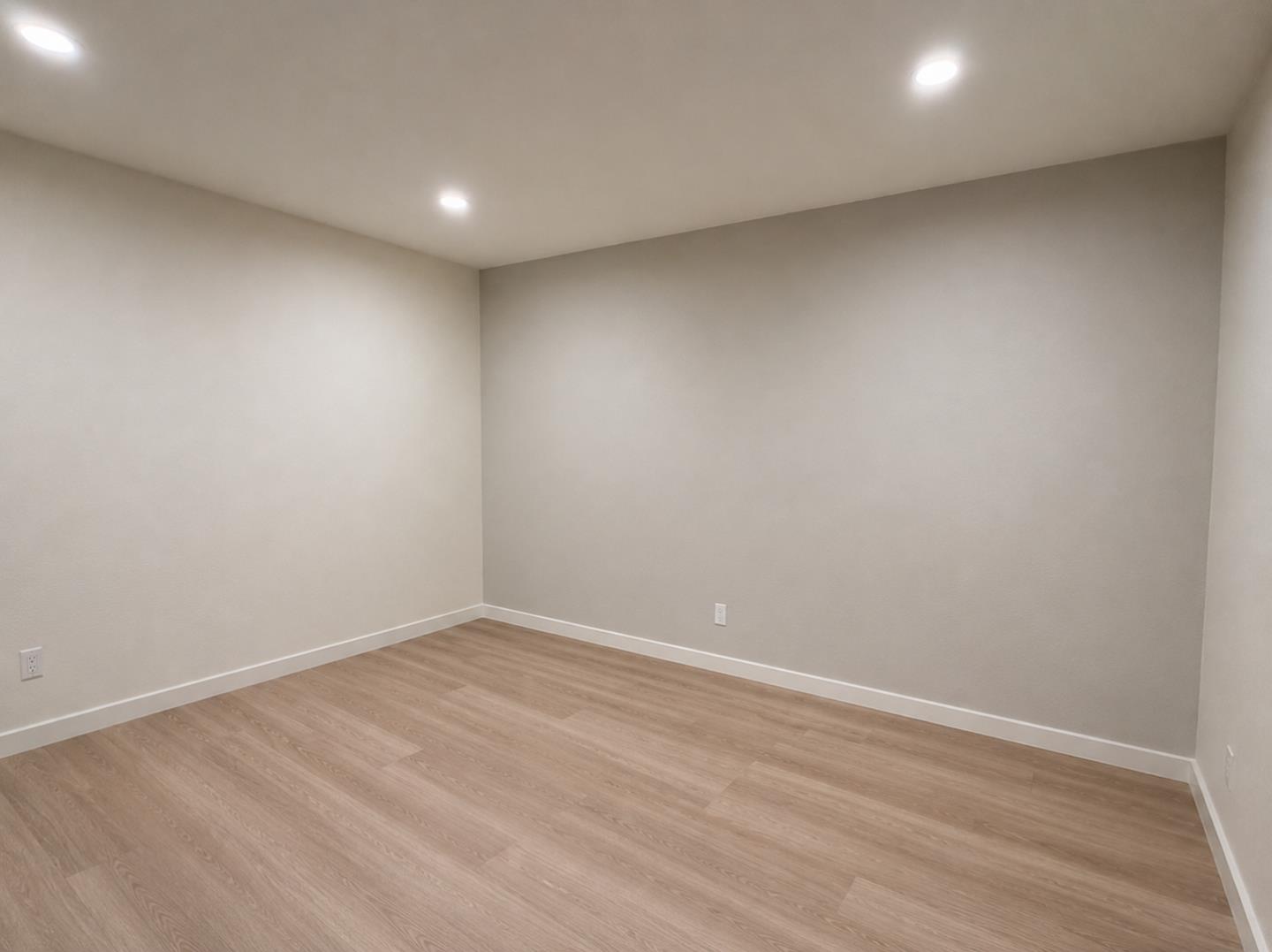 5122 Shelter Creek Lane