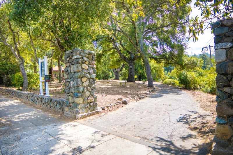 110 Johnson (Lot 1) Avenue
