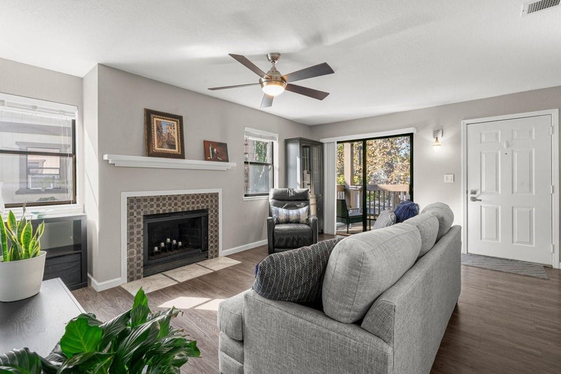 966 Apricot Avenue
