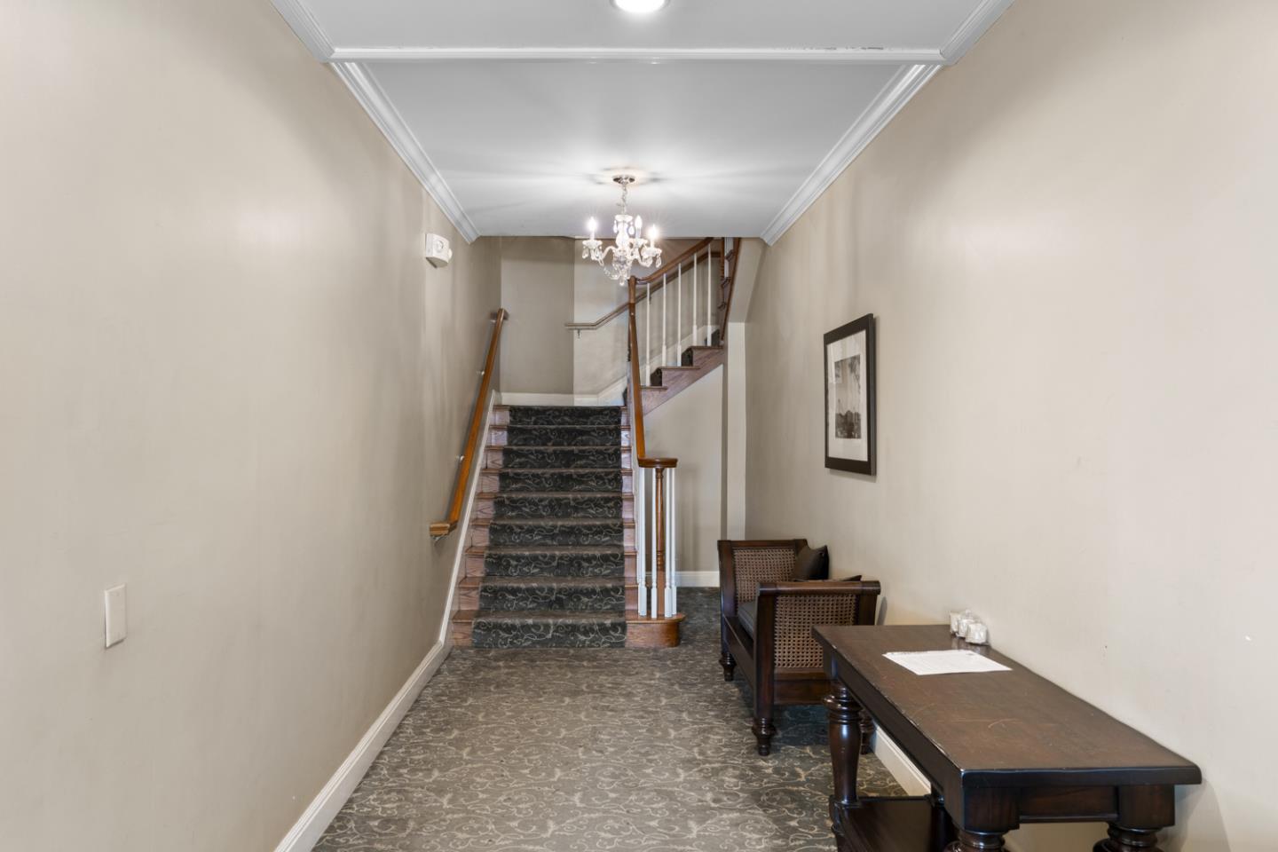 1921 Jefferson Street 205