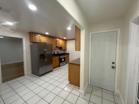 Tiny photo for 1924 Vollmer Way, SAN JOSE, CA 95116 (MLS # ML82039091)