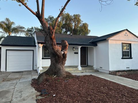 Tiny photo for 1924 Vollmer Way, SAN JOSE, CA 95116 (MLS # ML82039091)