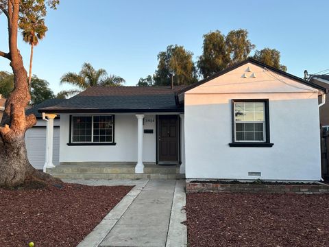 Tiny photo for 1924 Vollmer Way, SAN JOSE, CA 95116 (MLS # ML82039091)
