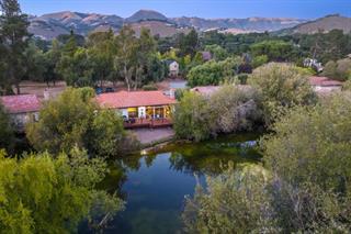 2 Laguna Robles