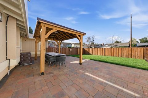 Tiny photo for 5368 Beech Grove Court, San Jose, CA 95123 (MLS # ML82031003)