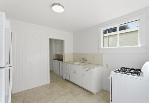 Tiny photo for 566 Addison Avenue, PALO ALTO, CA 94301 (MLS # ML82026149)