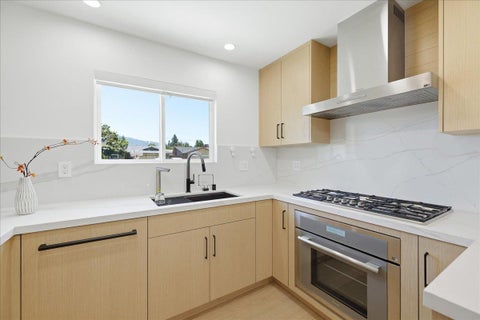 Tiny photo for 2273 Stratford Drive, San Jose, CA 95124 (MLS # ML82051407)