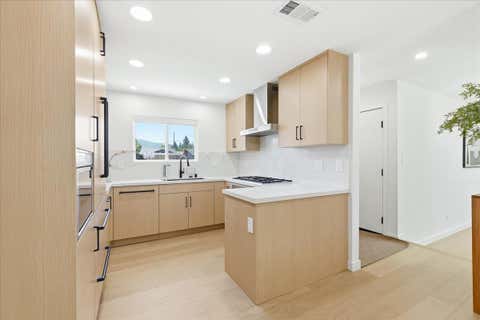 Tiny photo for 2273 Stratford Drive, San Jose, CA 95124 (MLS # ML82051407)