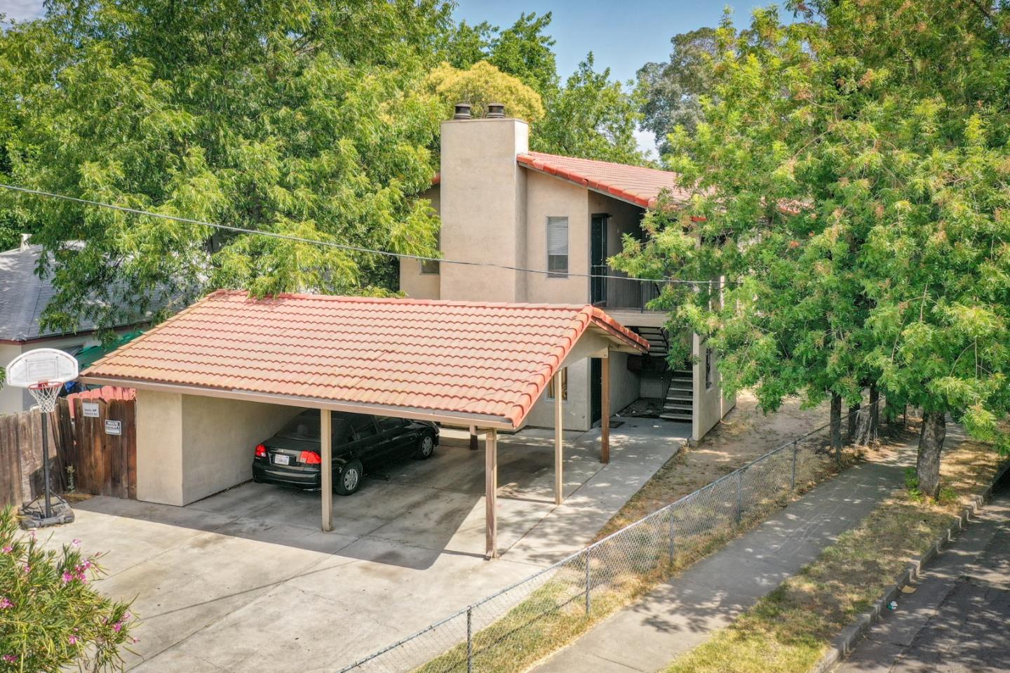 Photo 1 of 19 — 1883 West Flora Street, STOCKTON, CA 95203
