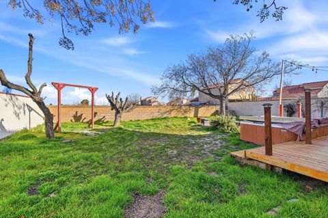 Tiny photo for 44648 E 17th Street, LANCASTER, CA 93535 (MLS # ML82033661)