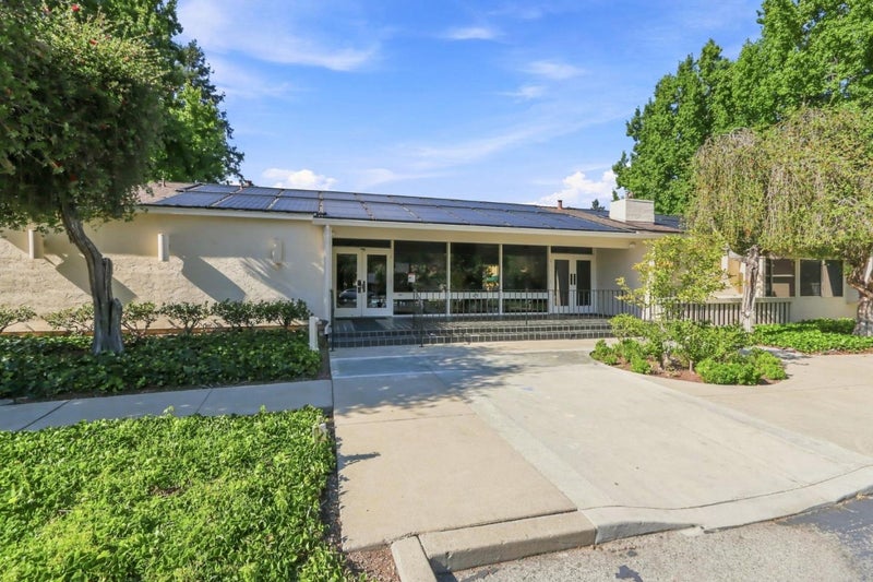 1203 Crescent Terrace