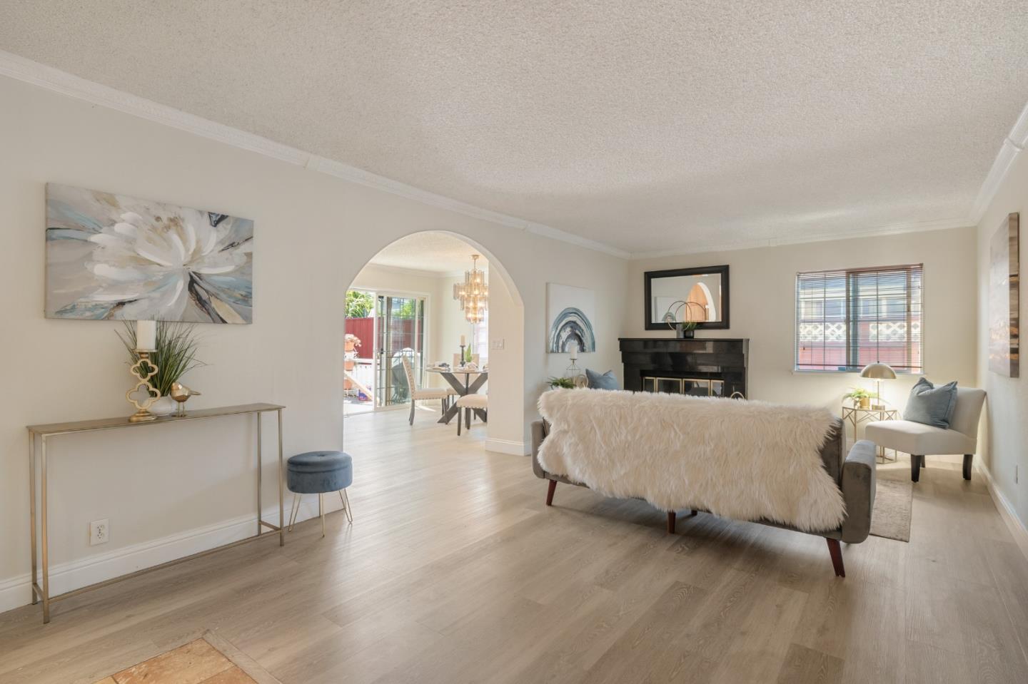560 Cestaric Drive