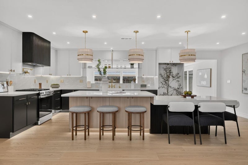 1218 Roycott Way