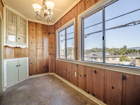 Tiny photo for 35 Sycamore Street, WATSONVILLE, CA 95076 (MLS # ML82029265)