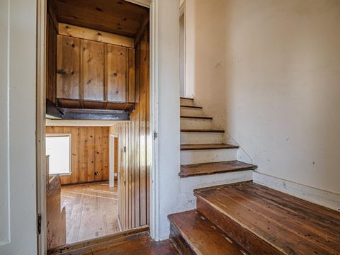 Tiny photo for 35 Sycamore Street, WATSONVILLE, CA 95076 (MLS # ML82029265)