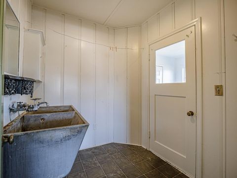 Tiny photo for 35 Sycamore Street, WATSONVILLE, CA 95076 (MLS # ML82029265)