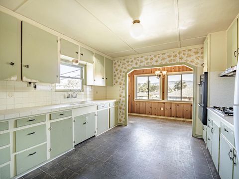 Tiny photo for 35 Sycamore Street, WATSONVILLE, CA 95076 (MLS # ML82029265)