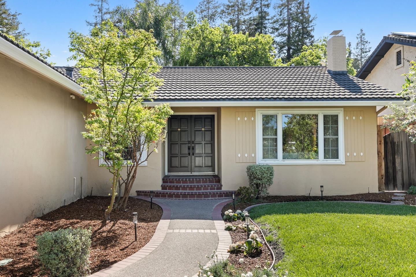 3276 Cheshire Drive