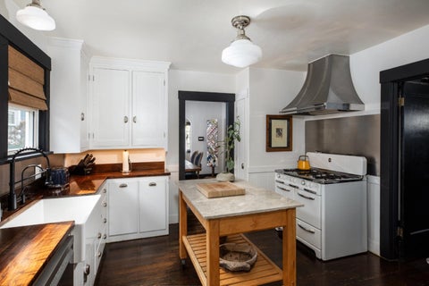 Tiny photo for 369 Hull Avenue, SAN JOSE, CA 95125 (MLS # ML82060024)