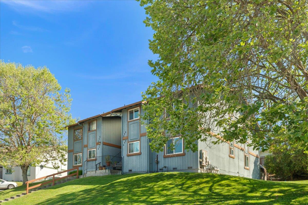 402 Winchester Drive